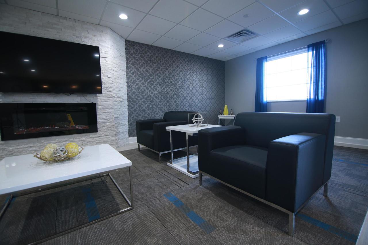 Home Inn And Suites Memphis 日耳曼敦 外观 照片